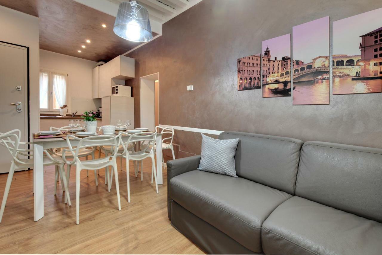 Charming Castello Apartments By Wonderful Italy Veneţia Exterior foto