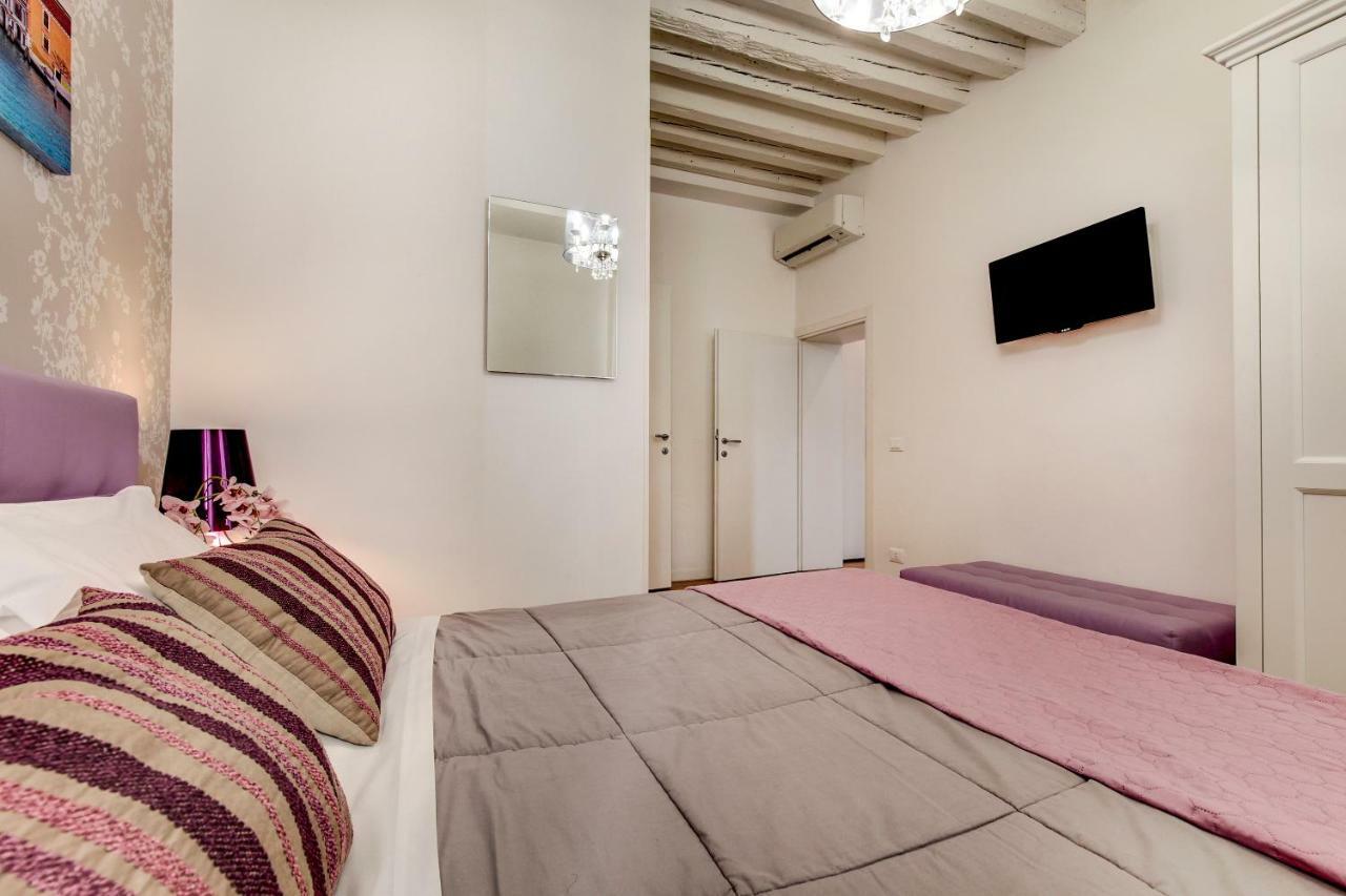 Charming Castello Apartments By Wonderful Italy Veneţia Exterior foto