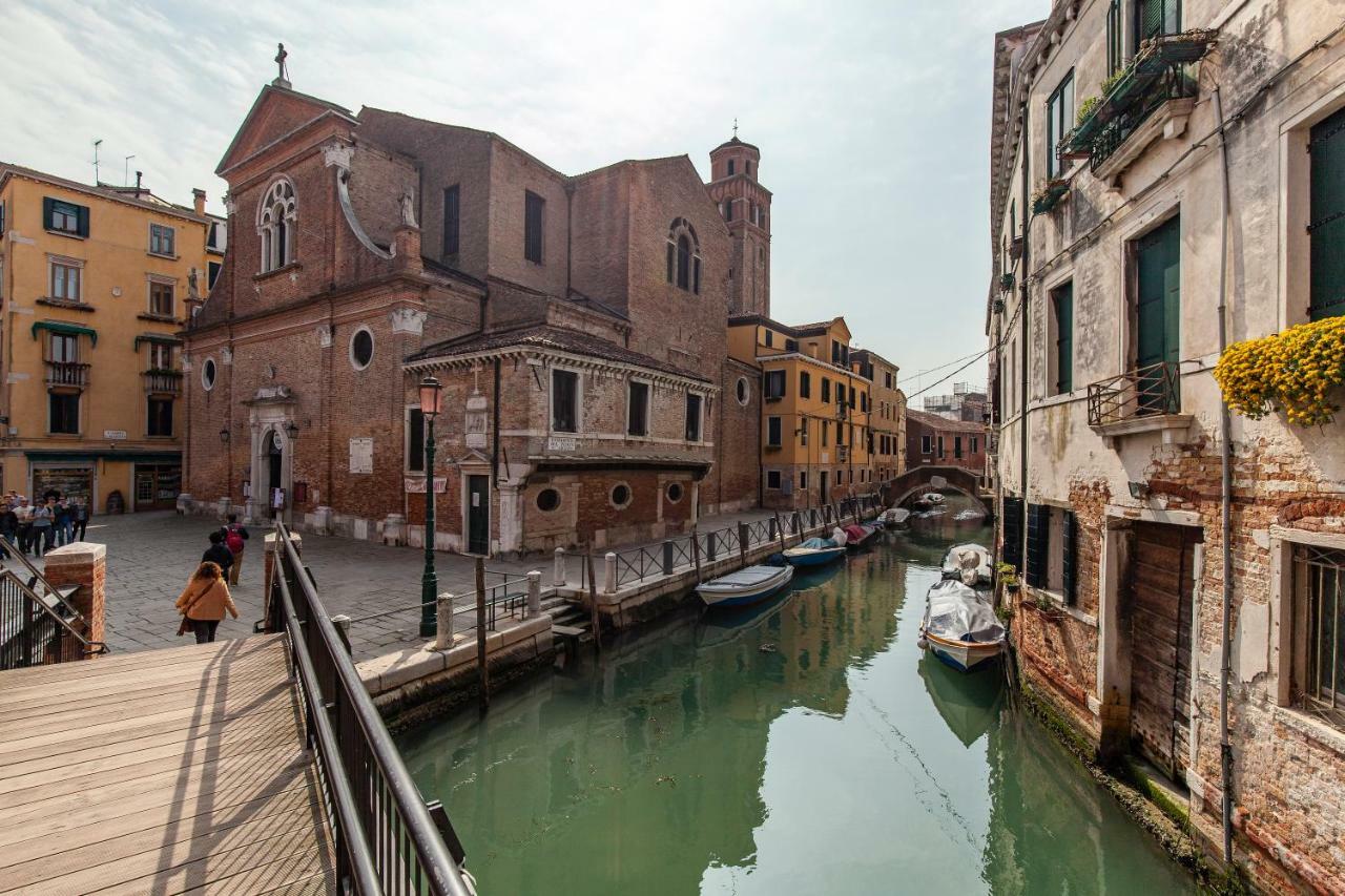 Charming Castello Apartments By Wonderful Italy Veneţia Exterior foto