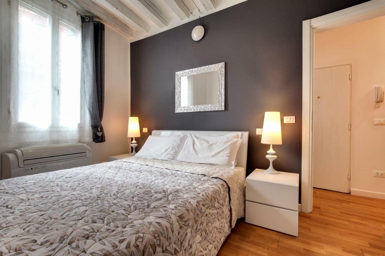 Charming Castello Apartments By Wonderful Italy Veneţia Exterior foto
