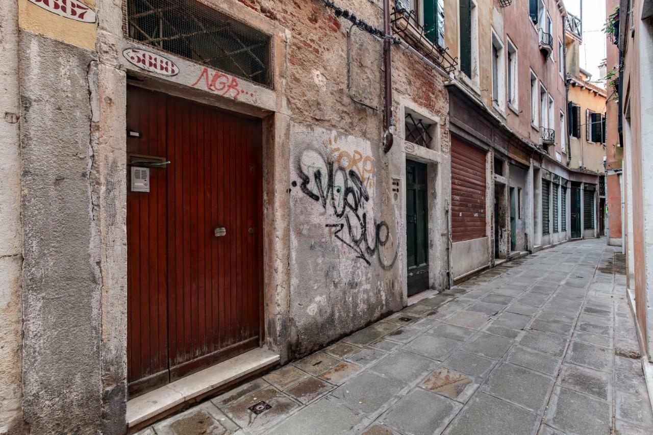 Charming Castello Apartments By Wonderful Italy Veneţia Exterior foto